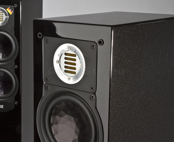 ELAC FS 247 Sapphire Edition detail